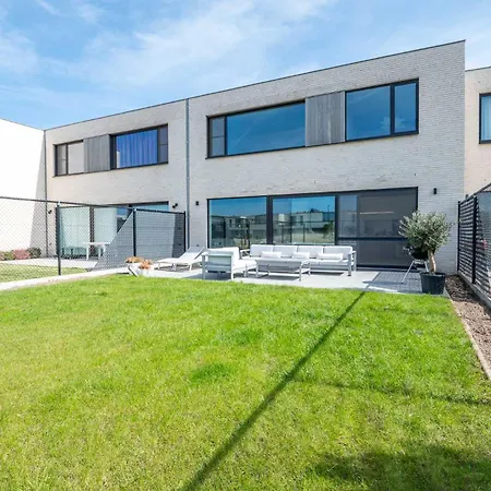 Brand New 3br House With Garden In Mariakerke Tatil Evi *