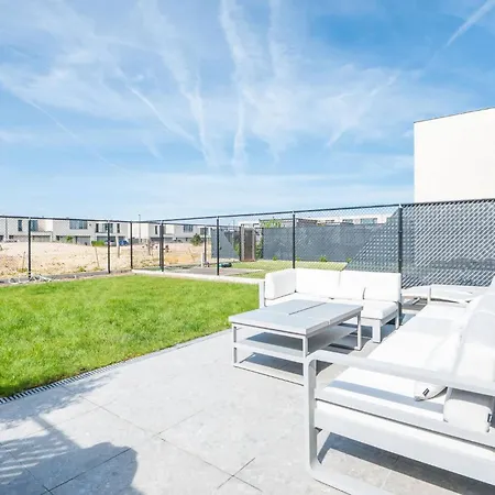 Brand New 3br House With Garden In Mariakerke Holiday home *